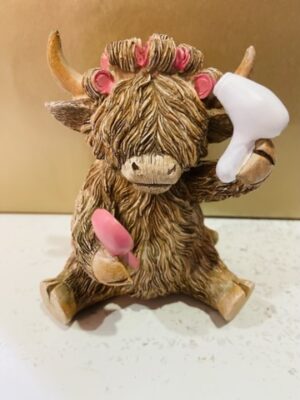 Highland Cow Hairdo Ornament