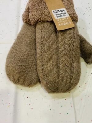 Brown Cable Patterned Front Mittens