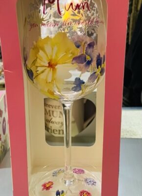 Mum You Mean The World To Me Floral Wine Glass