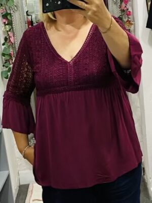 Lace Detail 3/4 Sleeve V Neck Top In Various Colours