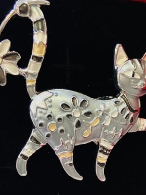 Grey Floral Cat Magnetic Broach/Scarf Fastener